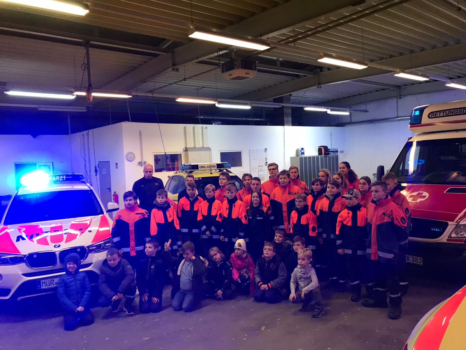 JF_LF Waren zu Besuch in Rettungswache, November 2019